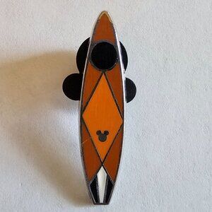 DISNEY Pin Trading ~ Surfboard Collection/Chip 5/5~ Hidden Mickey ~ 2018